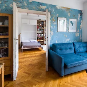 https://tenement-apartment-90m2-city-center.krakowhotelspoland.com
